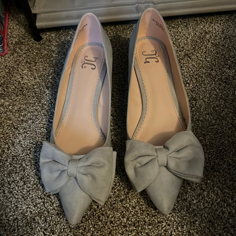 Gray, bow, kitten heels